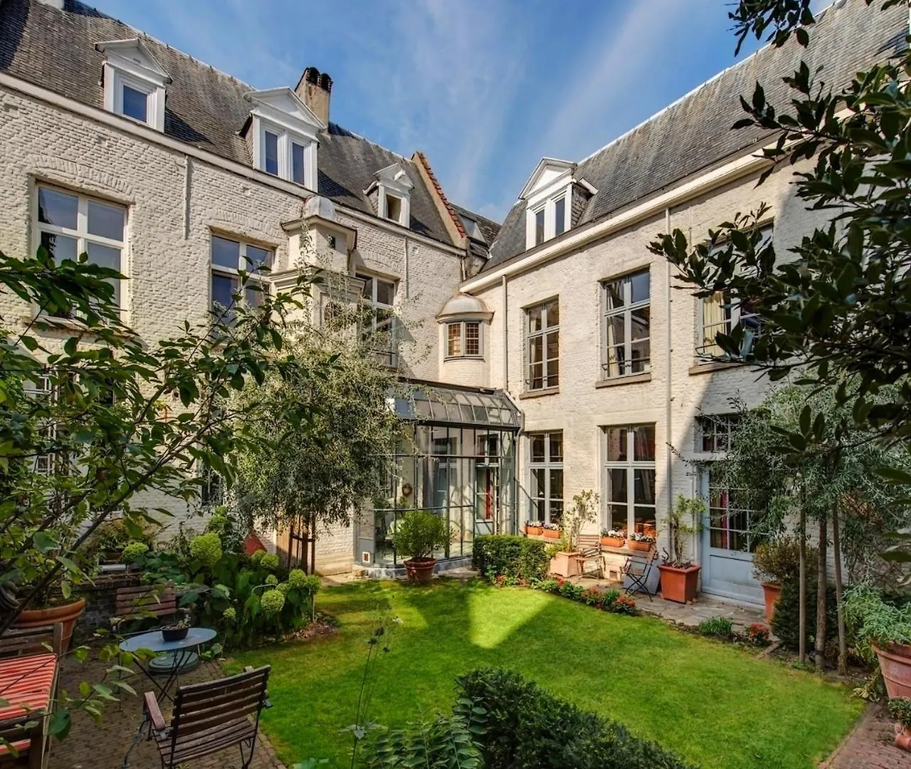 B&B De Koning Van Spanje Antwerpen Bed & Breakfast